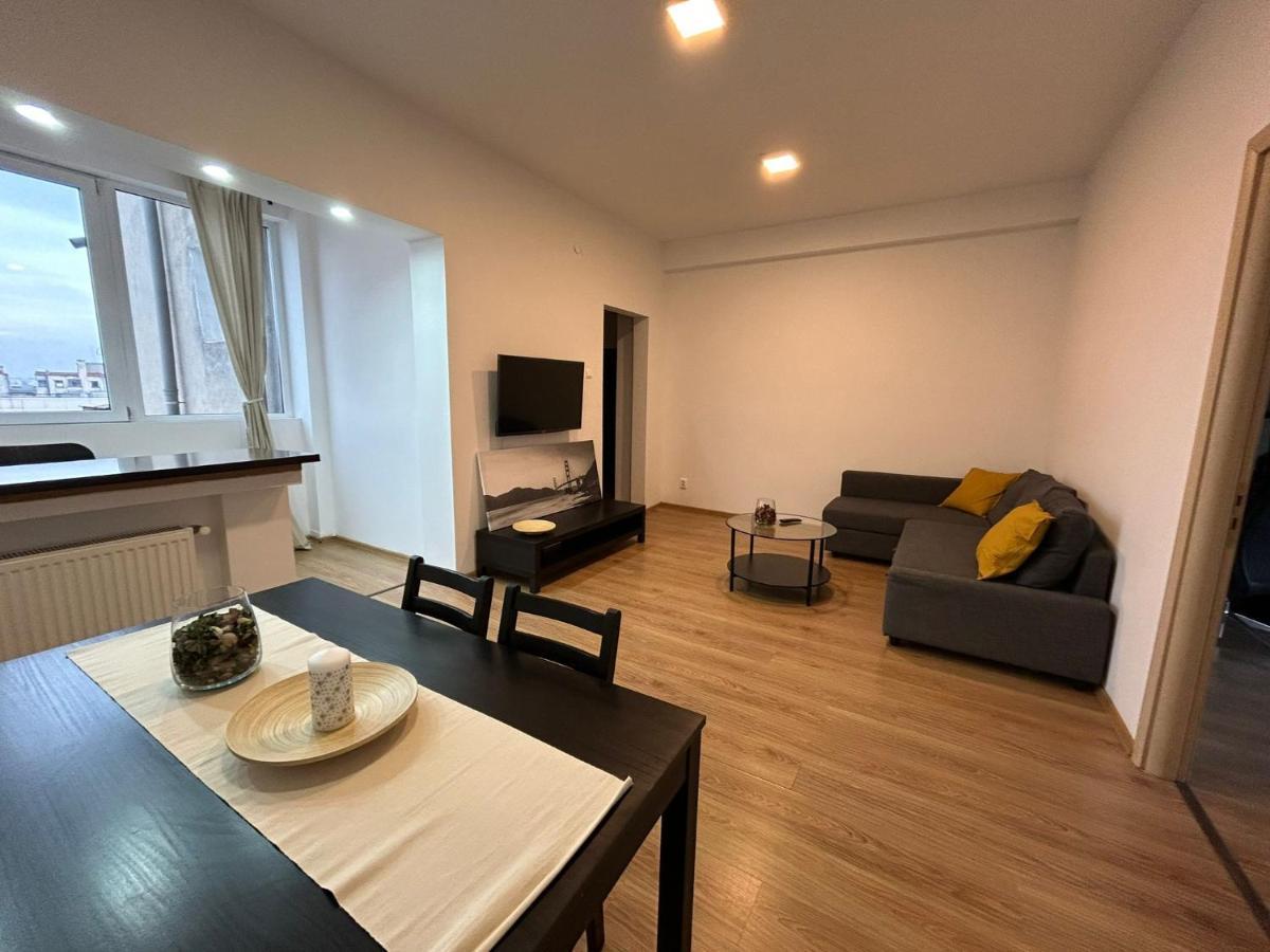 Elegant City Center Apartment Бухарест Экстерьер фото