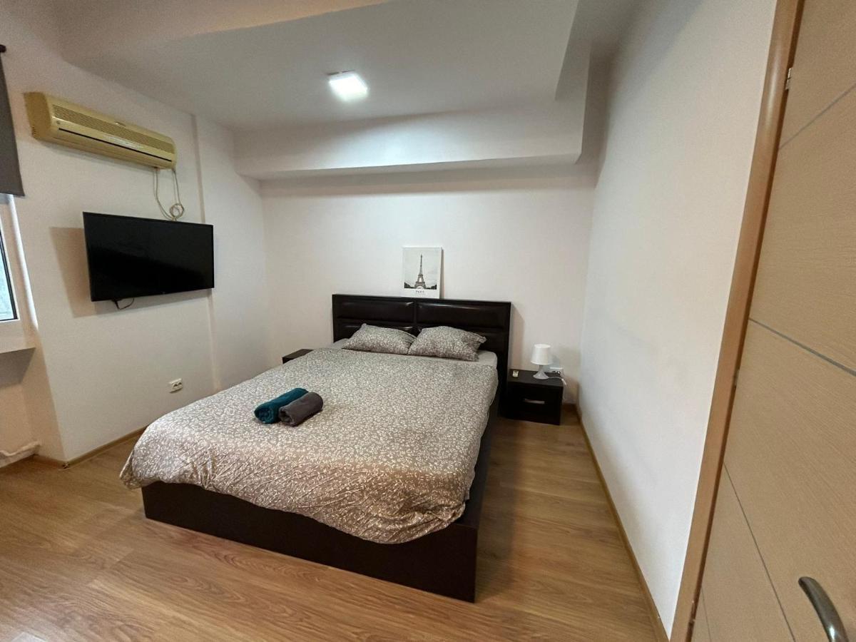 Elegant City Center Apartment Бухарест Экстерьер фото
